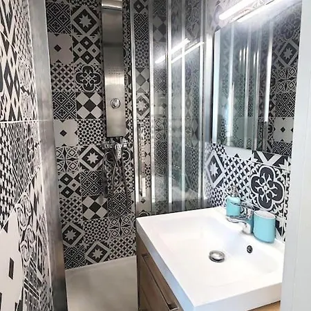 Le Perchoir - 2 Pieces - Republique - Lumineux Apartment *
